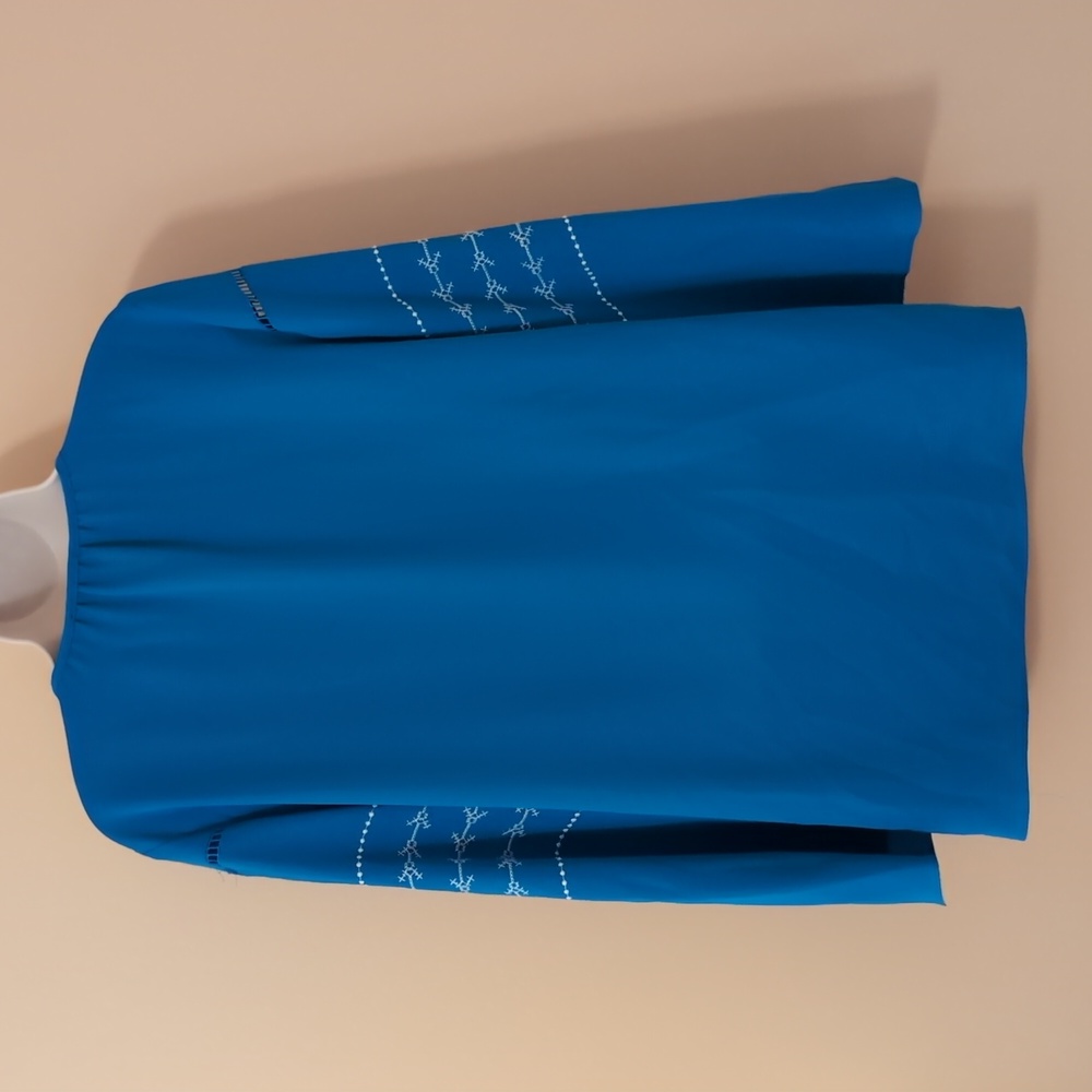Jones New York Blue and White Embellished Bell Sleeve Tunic - Picture 5 of 10